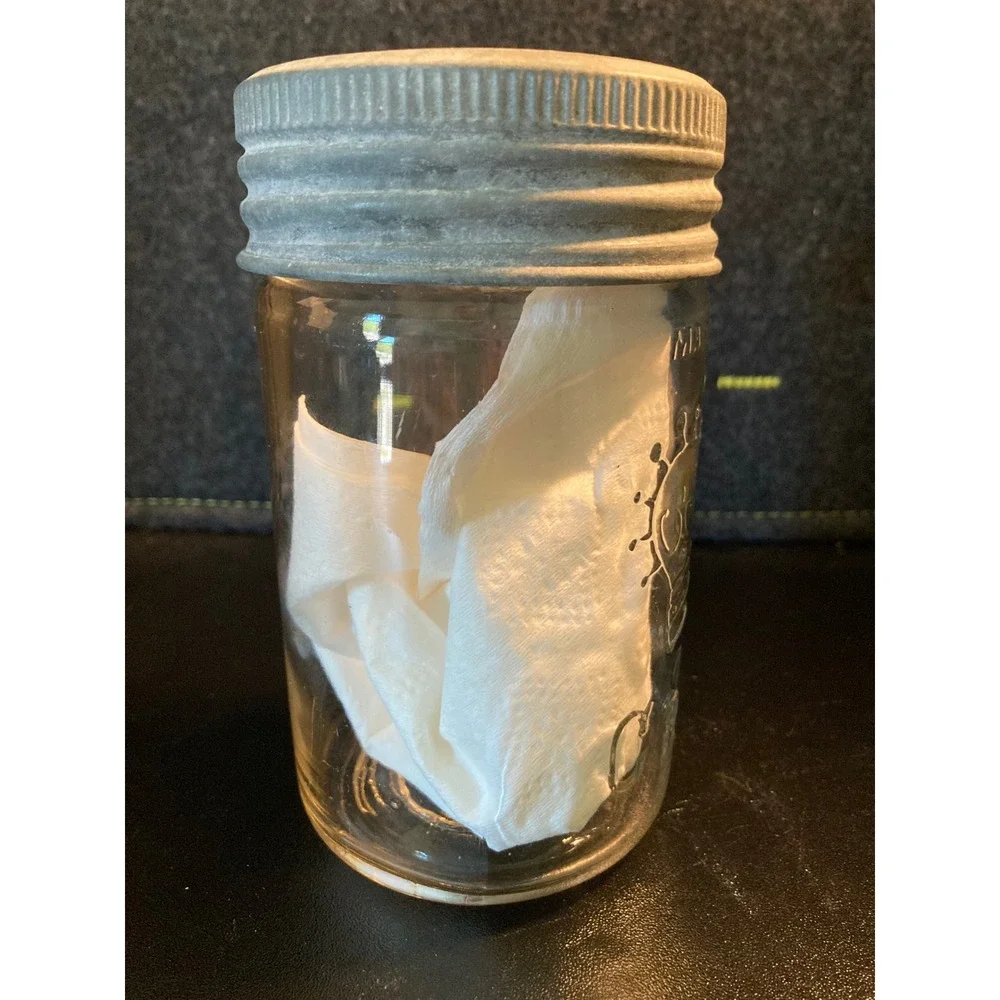 Vintage Crown Canada Half Pint Glass Canning Jar Original Zinc‎ Lid Clear Mason